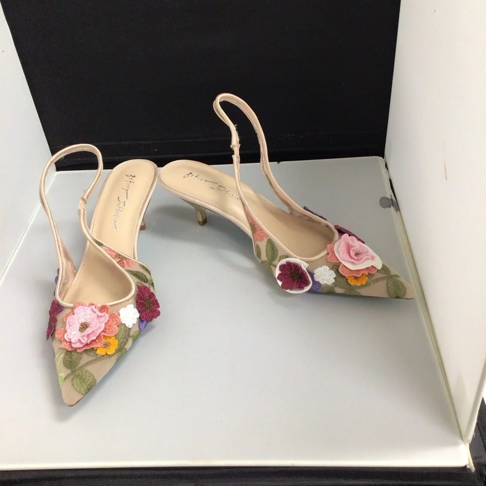 Betsy Johnson Floral Embellished Slingback Heels 8.5 - Picture 6 of 10